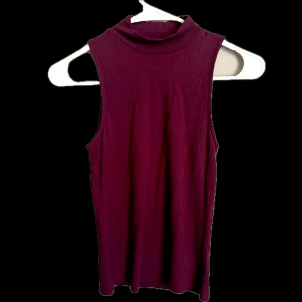 Turtle neck Aeropostale tank in blush or deep red vintage stretchy size small